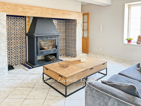   WIRWIGNES - CORPS DE FERME R�NOV� - 152 M2  - 7 PI�CES  - D�PENDANCE - Maison - 7 pi�ce(s) - 152 m�