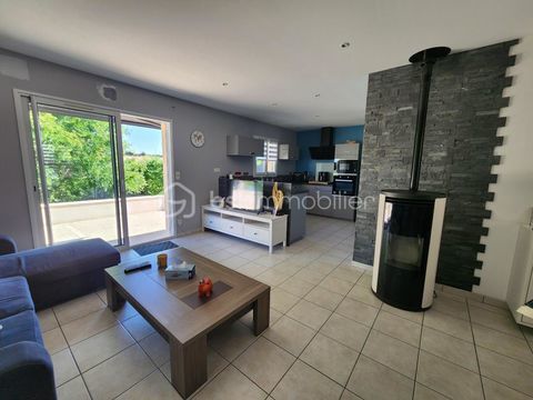   ? � vendre � Pavillon 2007 � 3 chambres � Azay-le-Br�l� (79400) Maison - 4 pi�ce(s) - 93 m�