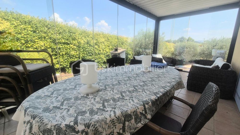 � vendre  Villa Saint-Saturnin-l�s-Apt (84490)