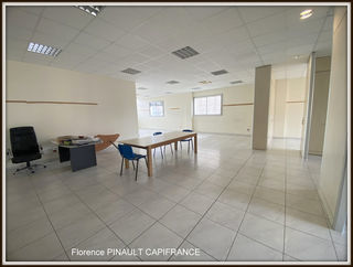  Immeuble � vendre 10 pi�ces 342 m�