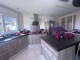  Maison � vendre 8 pi�ces 195 m�