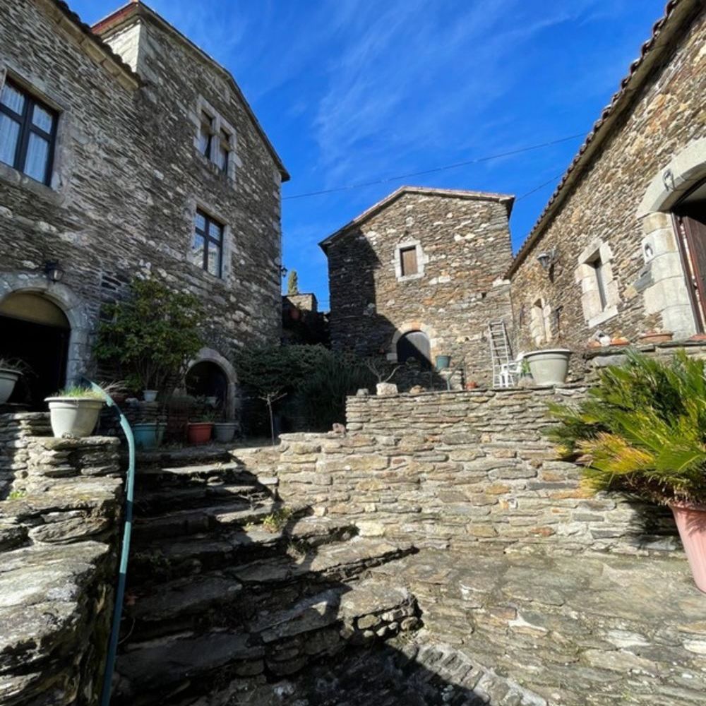 � vendre  Maison Le Collet-de-D�ze (48160)