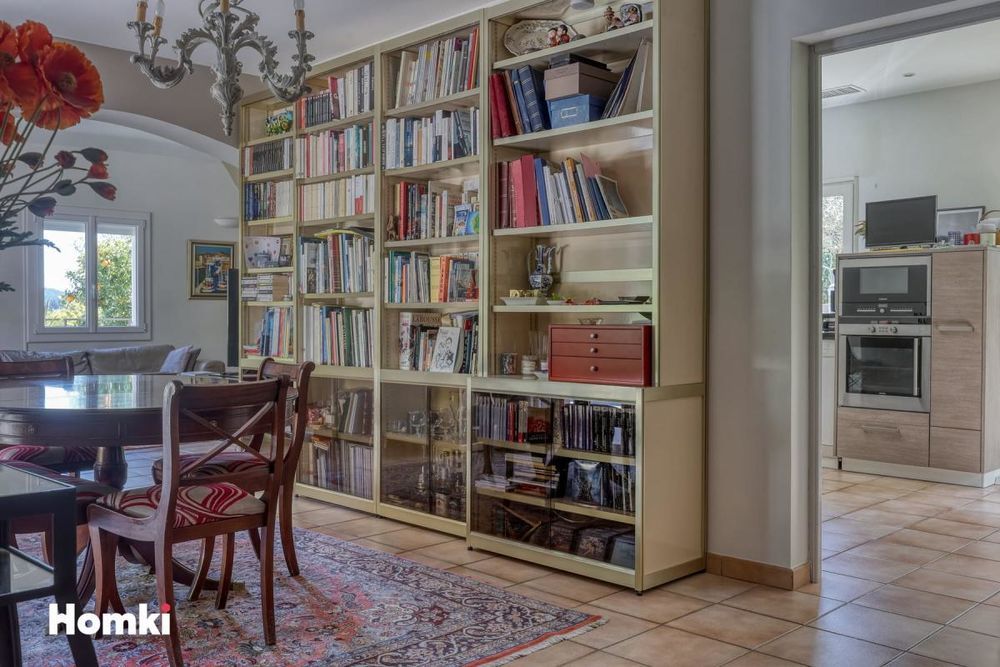 � vendre  Villa La Cadi�re-d'Azur (83740)