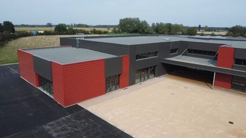 A VENDRE - CELLULES A USAGE MIXTE 1743768 71240 Sennecey le grand