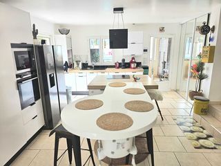  Maison � vendre 8 pi�ces 145 m�