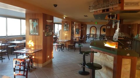 AXE CHATEAUROUX LIMOGES - MURS COMMERCIAUX HOTEL BAR RESTAURANT avec LOGEMENT 267970 36000 Chateauroux