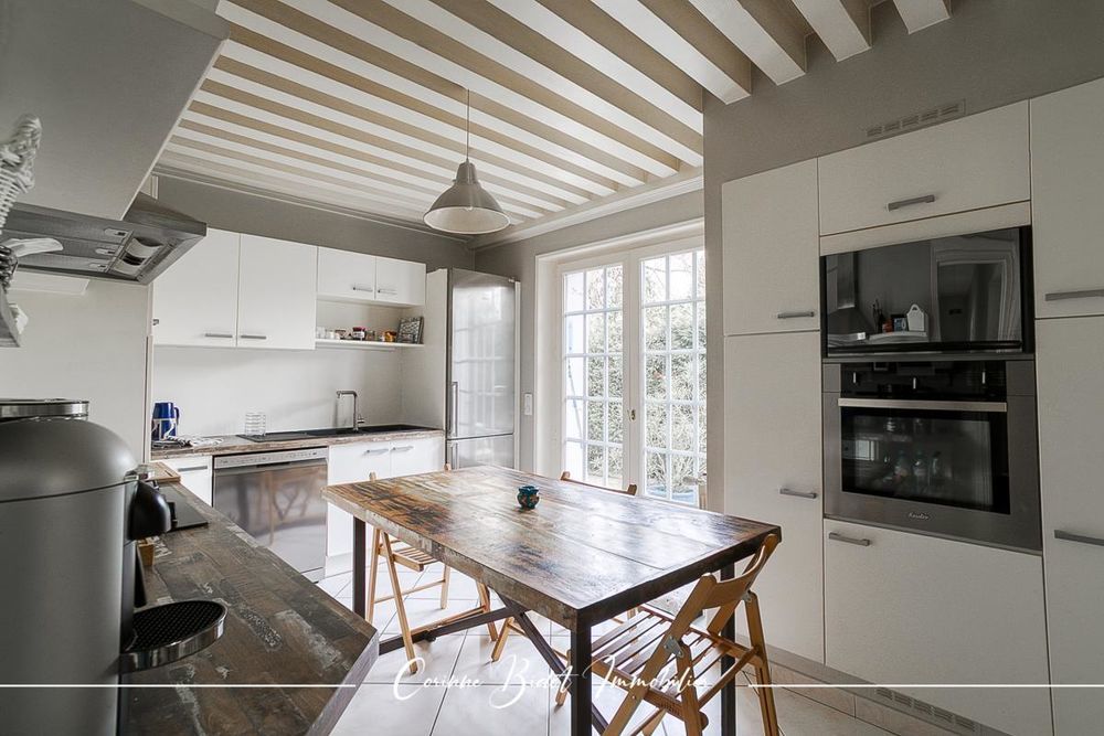 � vendre  Villa Saint-Pierre-de-Chandieu (69780)