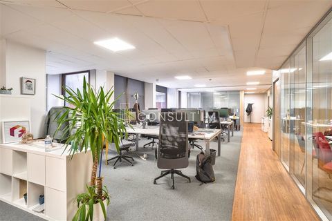 A SAISIR, au pied de l'A13, avec une vue sur Paris et la Seine, bureaux &agrave; Vendre 982416 92210 Saint cloud