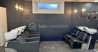  Immeuble � vendre 10 pi�ces 247 m�