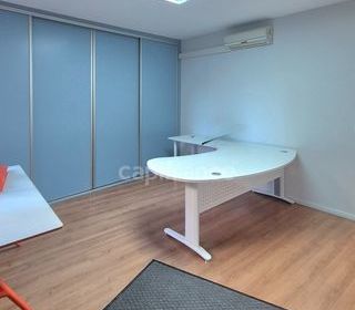  Immeuble � vendre 12 pi�ces 237 m�