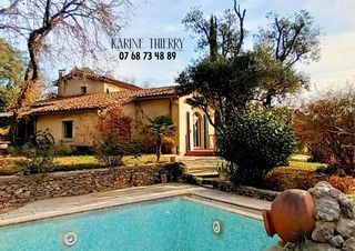  Maison � vendre 6 pi�ces 219 m�