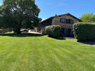  Maison � vendre 8 pi�ces 325 m�