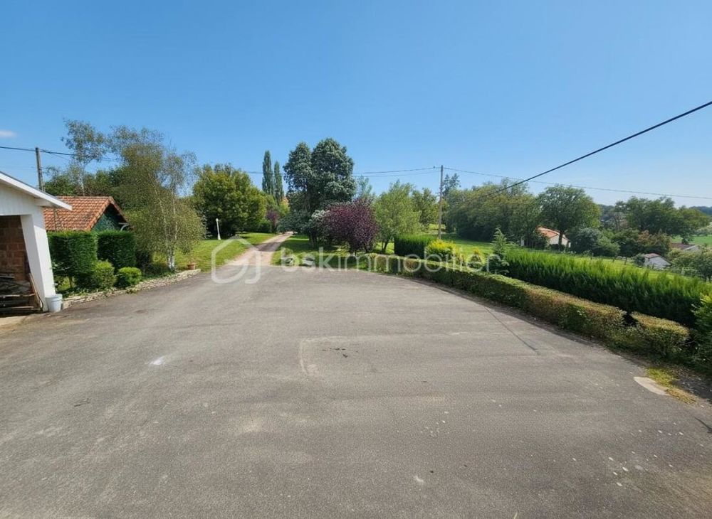 � vendre  Propri�t�/ch�teau Parigny (42120)