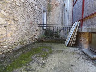  Immeuble � vendre 4 pi�ces 145 m�