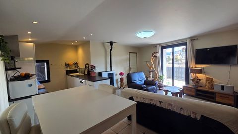   Maison r�nov�e � Formigu�res avec vue d�gag�e, ext�rieurs et fort potentiel Maison - 5 pi�ce(s) - 133 m�