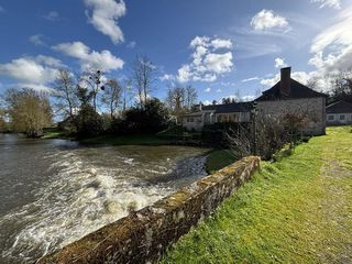  Moulin � vendre 8 pi�ces 330 m�