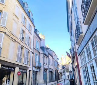  Immeuble � vendre 9 pi�ces 225 m�