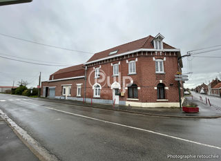  Immeuble � vendre 10 pi�ces 256 m�