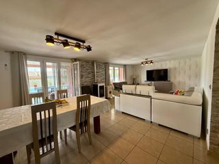  Maison � vendre 5 pi�ces 135 m�