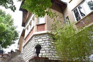  Propri�t�/ch�teau � vendre 8 pi�ces 225 m�