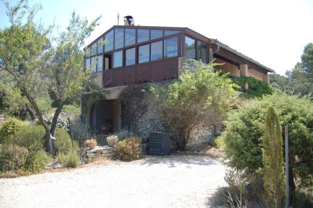 � vendre  Maison Lagnes (84800)