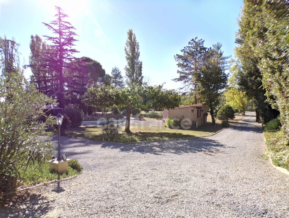 � vendre  Villa Cruzy (34310)