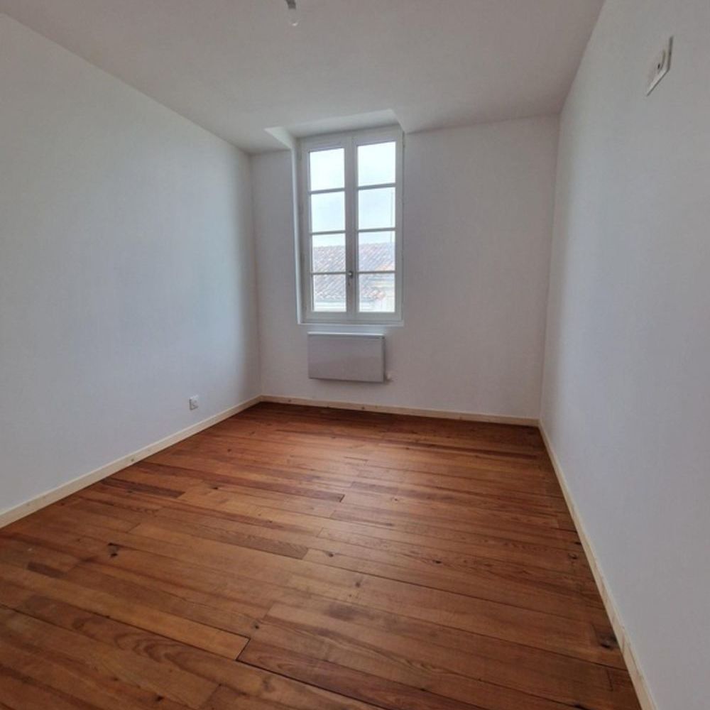 � vendre  Maison Saint-Jean-d'Ang�ly (17400)