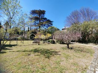  Maison � vendre 15 + pi�ces 661 m�