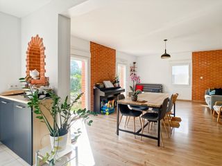  Appartement � vendre 4 pi�ces 98 m�