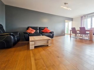  Appartement � vendre 4 pi�ces 99 m�