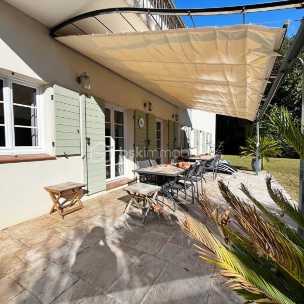 � vendre  Villa Draguignan (83300)