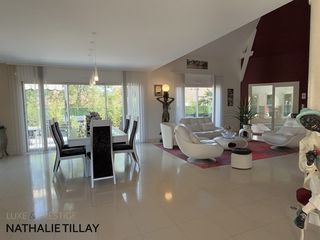  Maison � vendre 6 pi�ces 231 m�