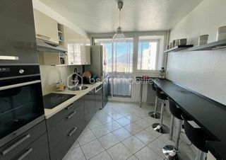  Appartement � vendre 4 pi�ces 80 m�