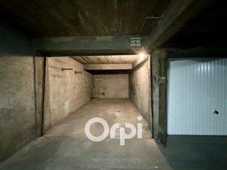  Parking / Garage � vendre 