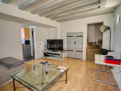   Maison de caract�re au fort potentiel � � d�couvrir sans tarder ! Maison - 5 pi�ce(s) - 120 m�