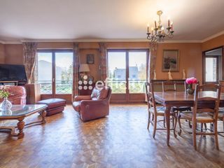  Maison � vendre 8 pi�ces 311 m�