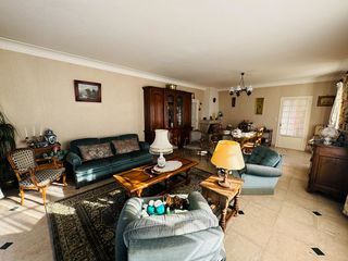  Maison � vendre 9 pi�ces 264 m�