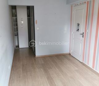  Appartement � vendre 3 pi�ces 77 m�