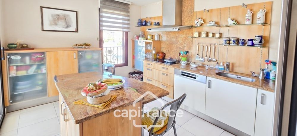 � vendre  Appartement Sanary-sur-Mer (83110)