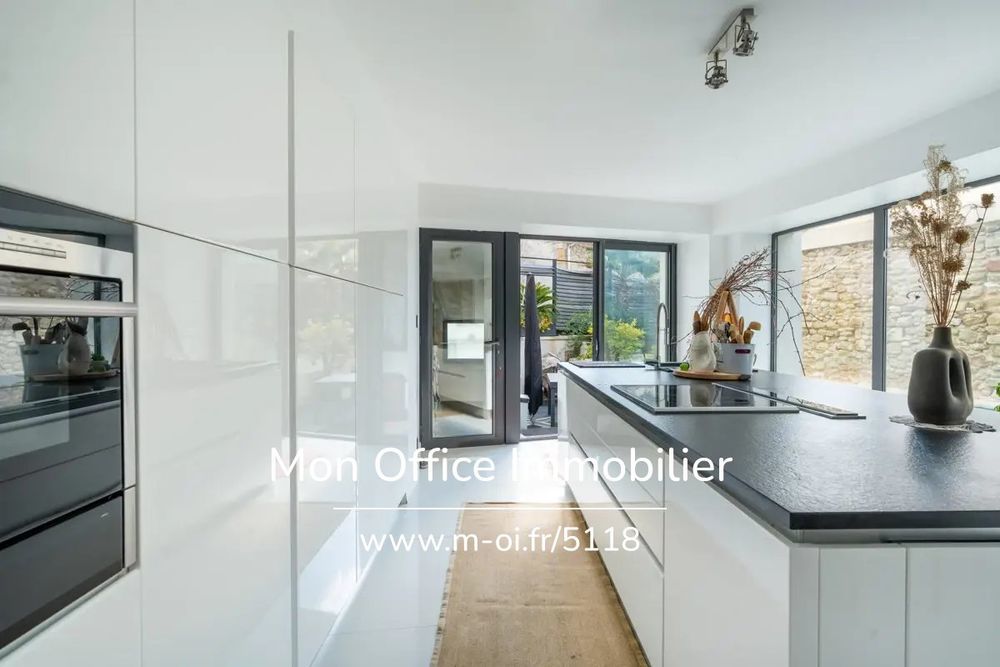 � vendre  Maison Lambesc (13410)