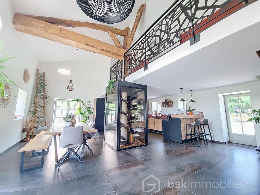 � vendre  Maison Moranc� (69480)