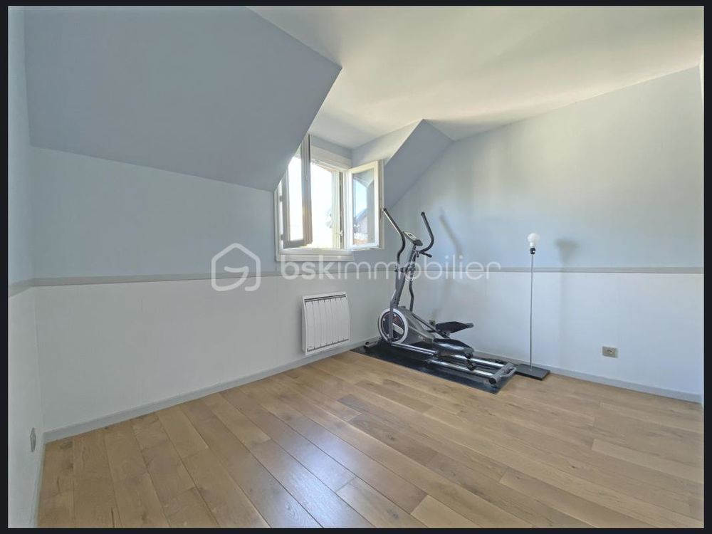 � vendre  Maison Noisy-le-Roi (78590)