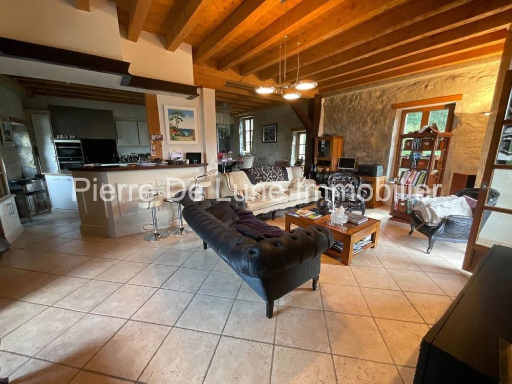 � vendre  Propri�t�/ch�teau Barberaz (73000)