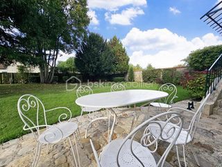  Propri�t�/ch�teau � vendre 9 pi�ces 180 m�