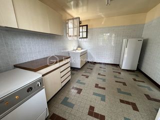  Propri�t�/ch�teau � vendre 10 pi�ces 236 m�