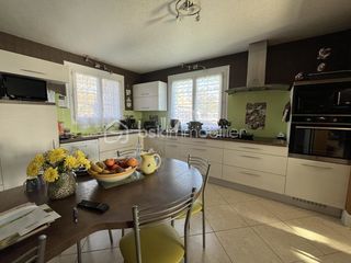  Maison � vendre 11 pi�ces 180 m�