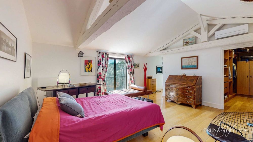 � vendre  Propri�t�/ch�teau Carcassonne (11000)