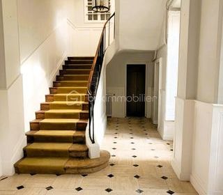  H�tel Particulier � vendre 14 pi�ces 440 m�