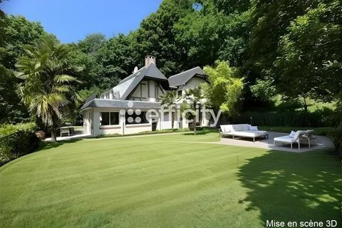   Villa Villa - 8 pi�ce(s) - 220 m�