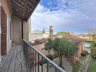  Propri�t�/ch�teau � vendre 9 pi�ces 244 m�